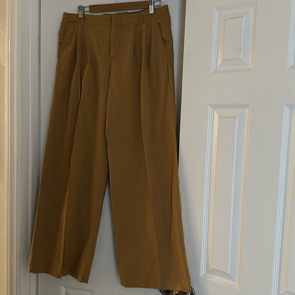 Anthropologie wide leg pants size (8)